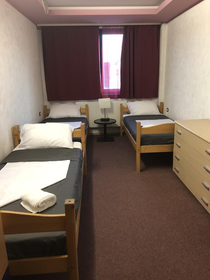 Motel Sofia 塞扎纳 外观 照片